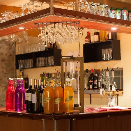 Le Romarin ホテル